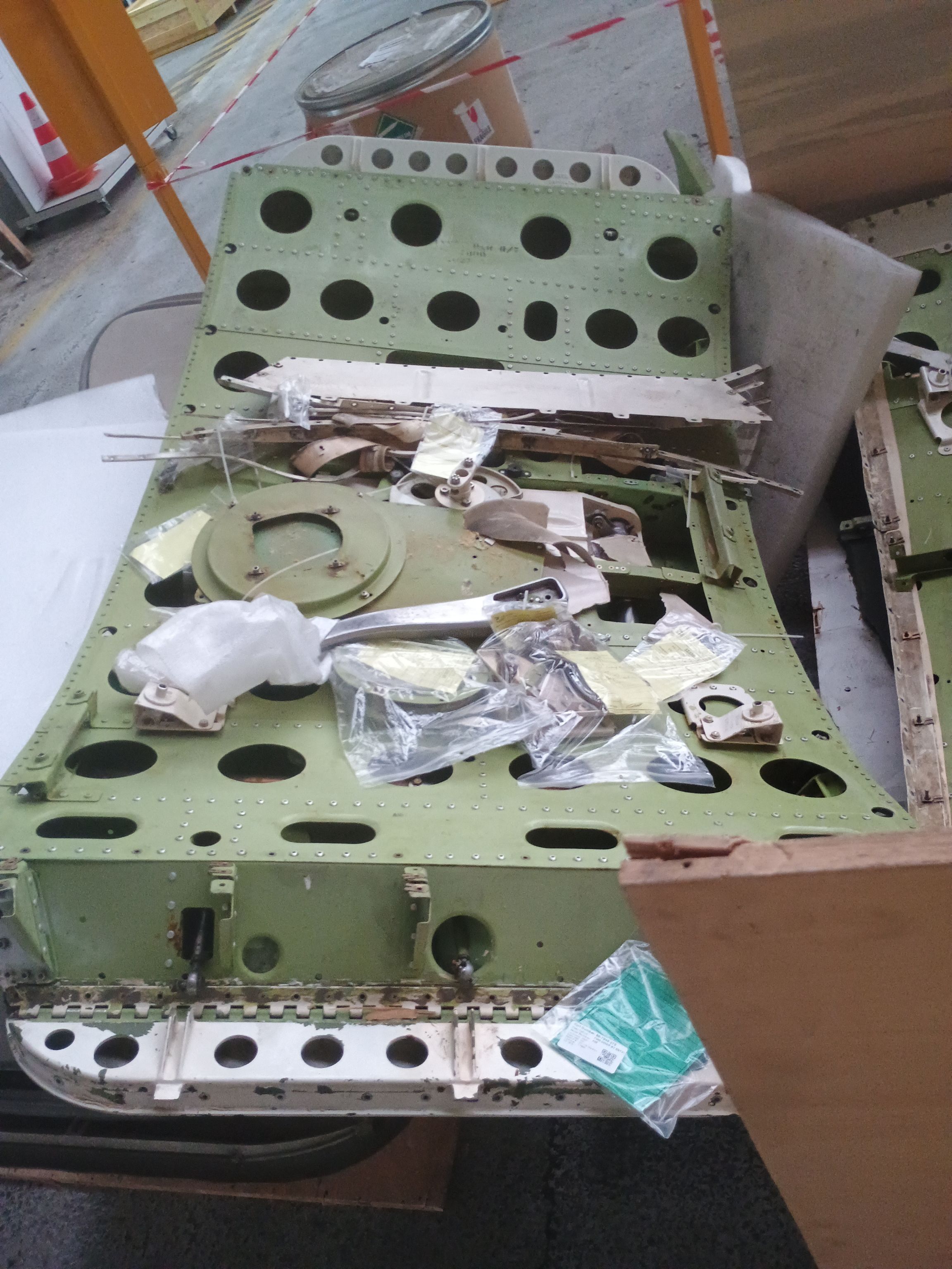 50-7945-272 - FWD DOOR AY ENTRY - AR